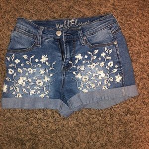 Wallflower shorts